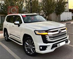 تۆیۆتا لاند کروزەر